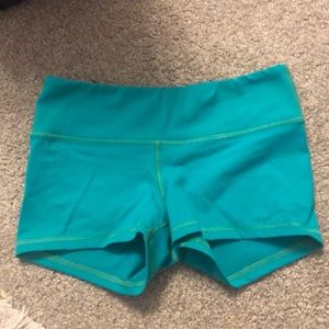 Women’s Fleo shorts